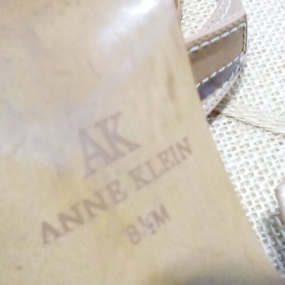 Anne Klein 3 inch heels. Beige color. Size 8.5 Damage Issue On Side Of Heel - Picture 2 of 12
